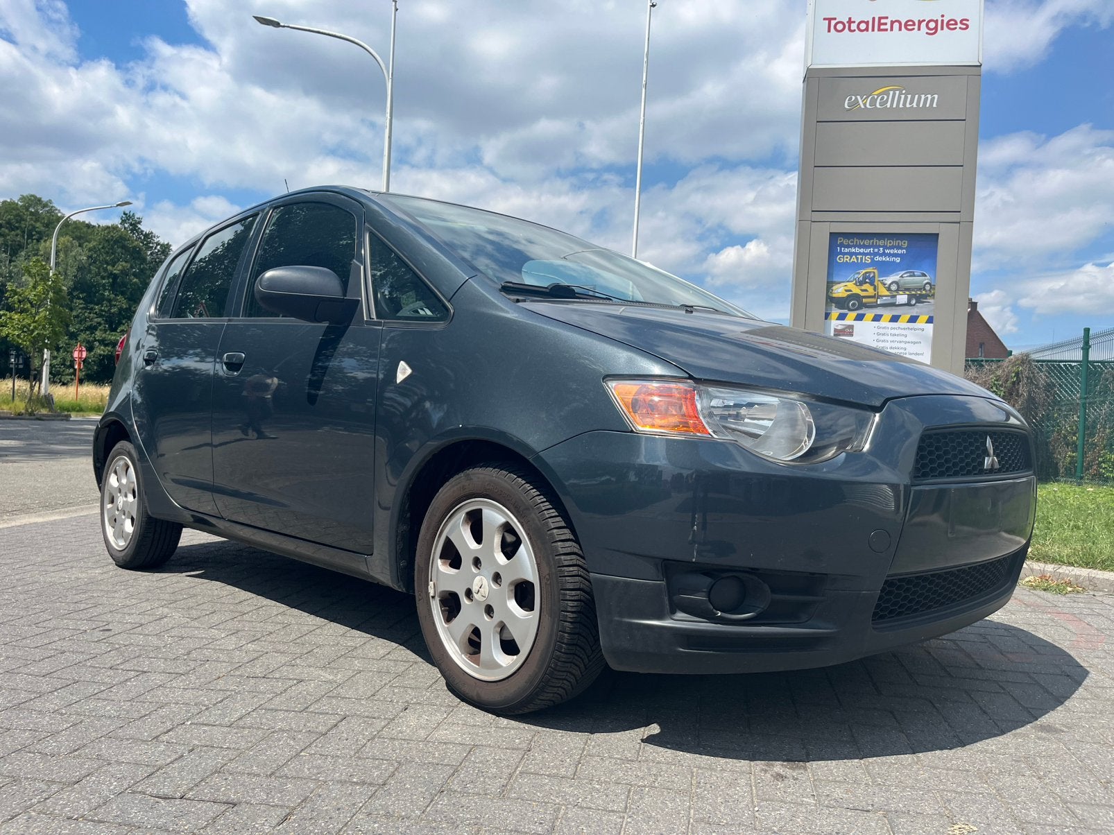 Mitsubishi Colt 1.1i 2011/182000 km, Autos, Mitsubishi, Euro 5, Achat, Entreprise, 5 places