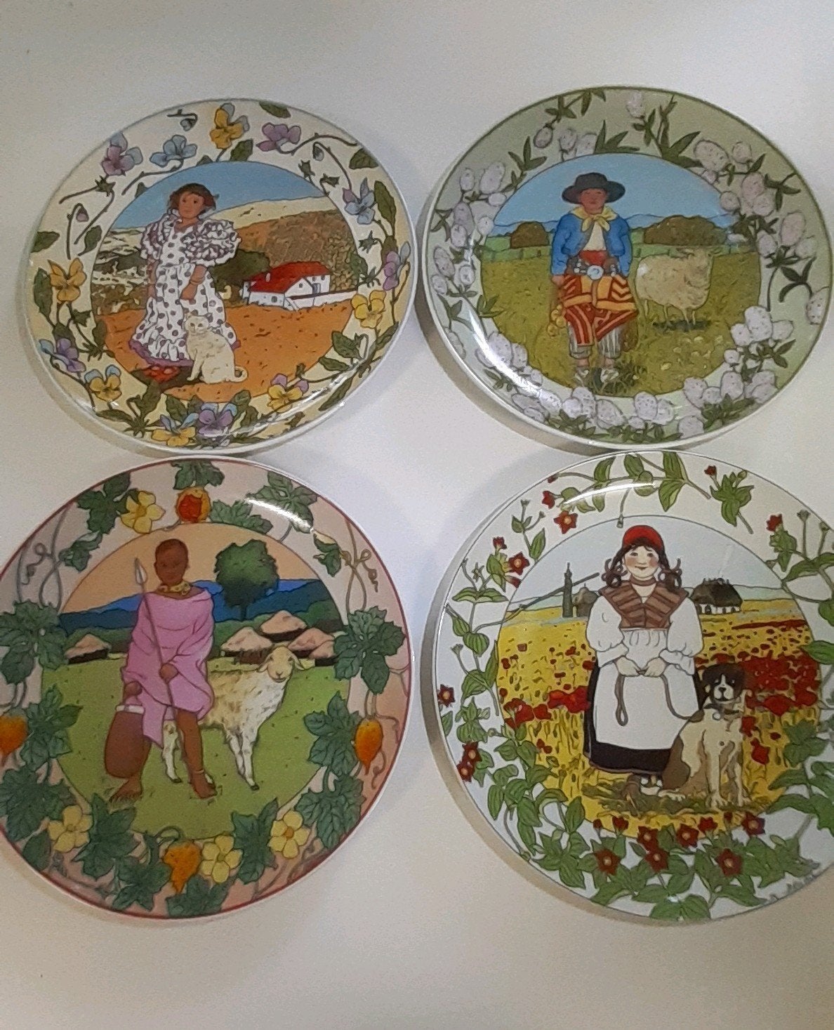 4 BORDEN VILLEROY & BOCH  UNICEF, Ophalen
