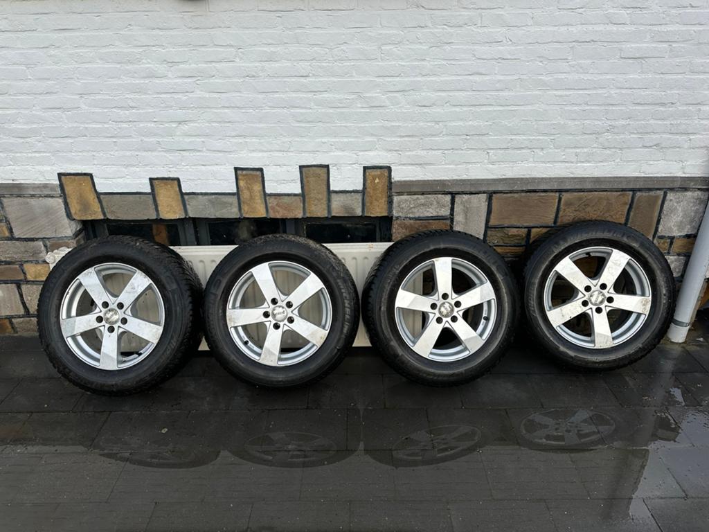 Velgen met banden audi seat vw, Ophalen