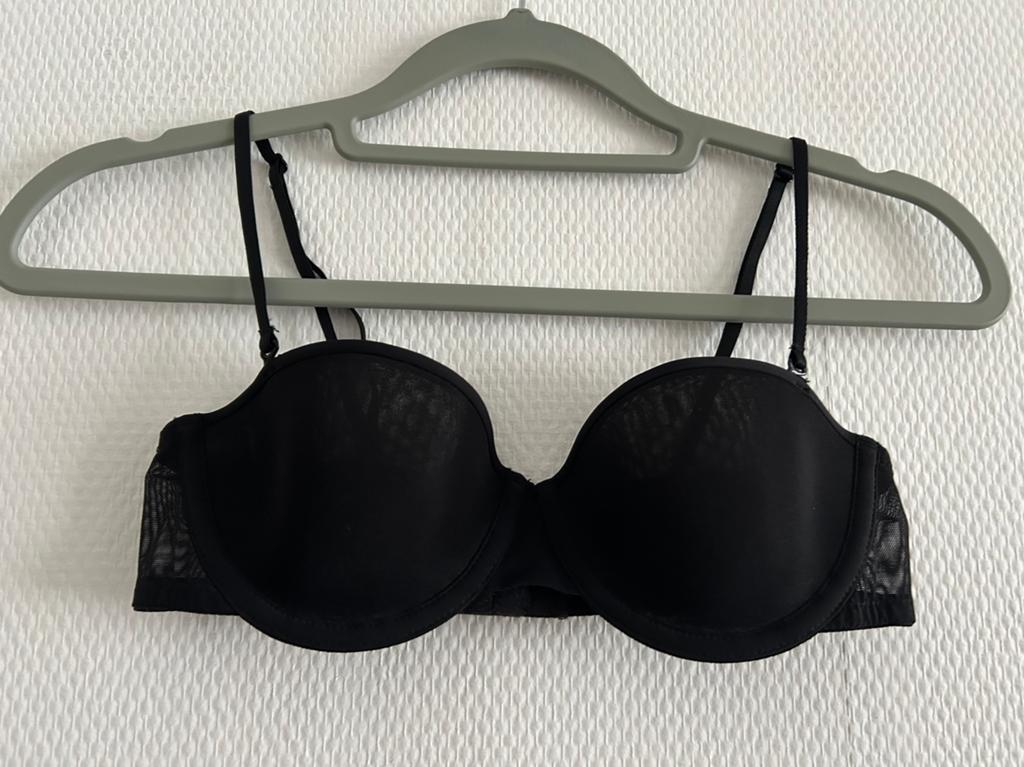 Zwarte balconette beugelbeha H&M maat 75A Nieuw, Ophalen of Verzenden, Zwart, BH