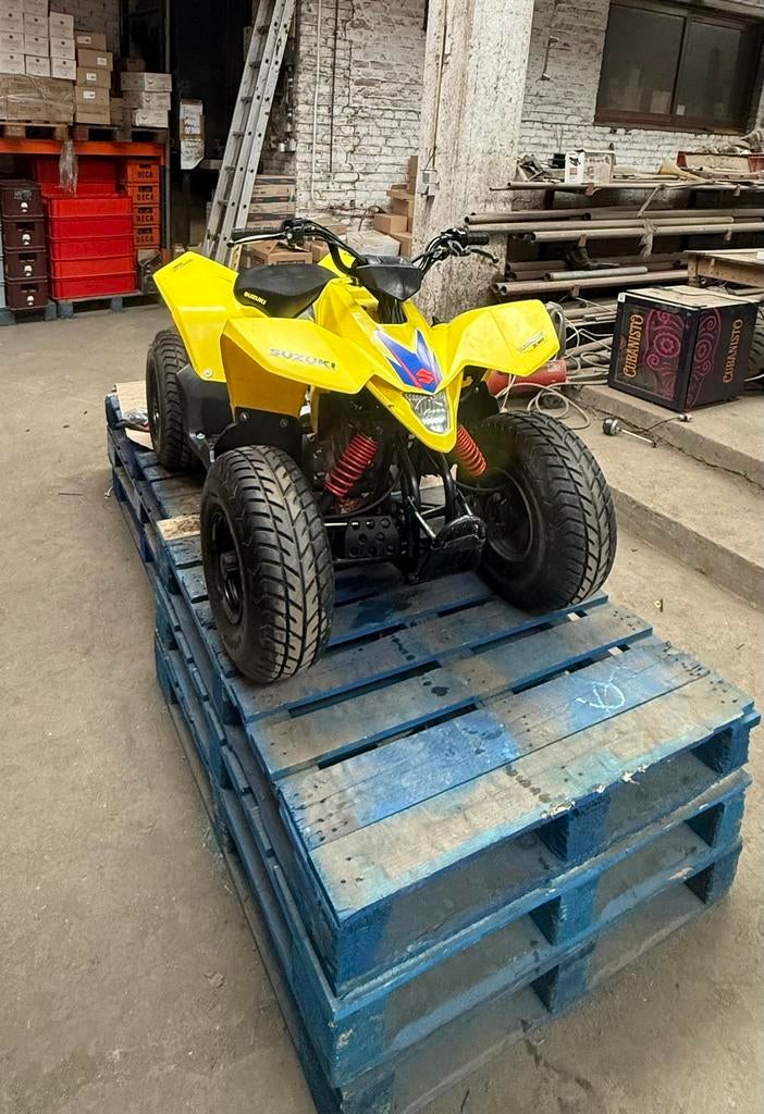 Suzuki ltz-90, Motoren, 90 cc, 11 kW of minder, 1 cilinder