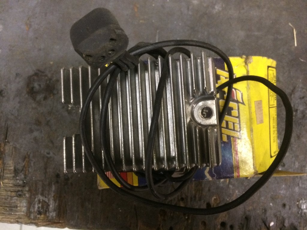 Régulateur Harley Accel pour FL & FX de 1970 à 1975 (4 pins), Enlèvement, Neuf
