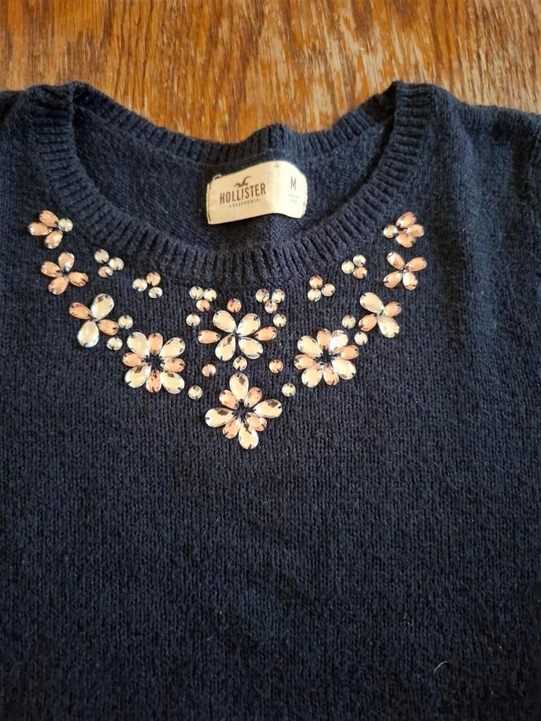 Pull à sequins bleu Hollister M, Enlèvement