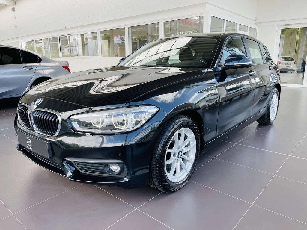 BMW 1 Serie 116 i * GARANTIE + LED + GPS *, Autos, BMW, 116 g/km, Achat, Entreprise, Boîte manuelle