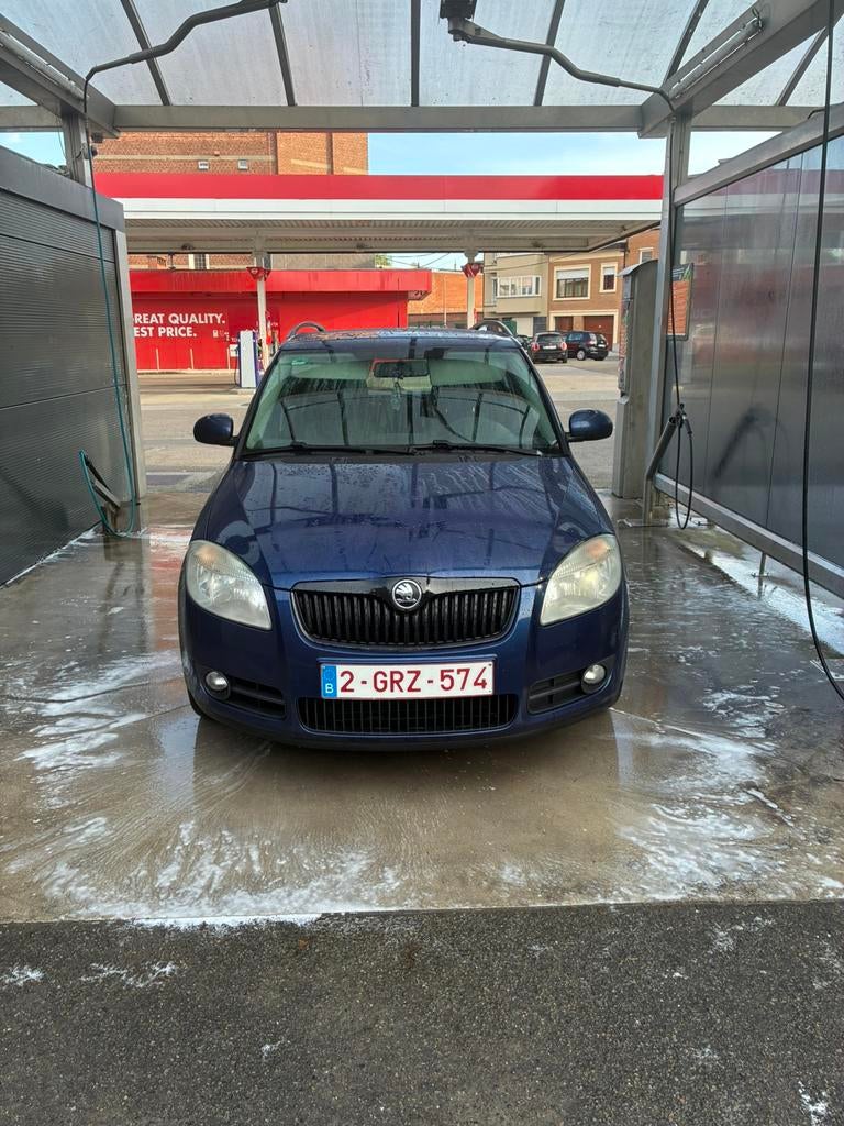 Fabia breack, Autos, Achat, Boîte manuelle, Noir, 5 portes