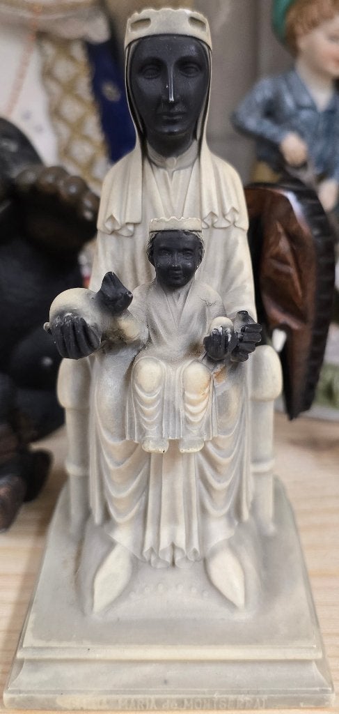 Onze-Lieve-Vrouw van Montserrat (de Zwarte Madonna), Antiek en Kunst, Ophalen