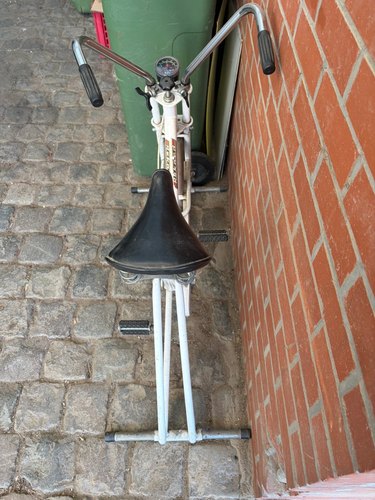 Home Trainer, Ophalen