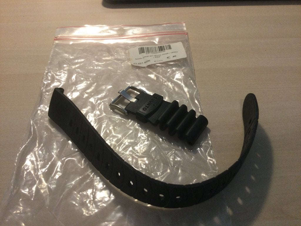 Suunto Strap Kit Helo2/Vyper/Gekko/Zoop - ( Nieuw -50%), Watersport en Boten, Ophalen of Verzenden, Nieuw, Duikcomputer