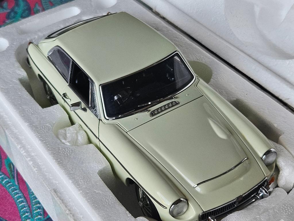 MGB type C 1/18, Ophalen of Verzenden, Zo goed als nieuw, Auto, Autoart
