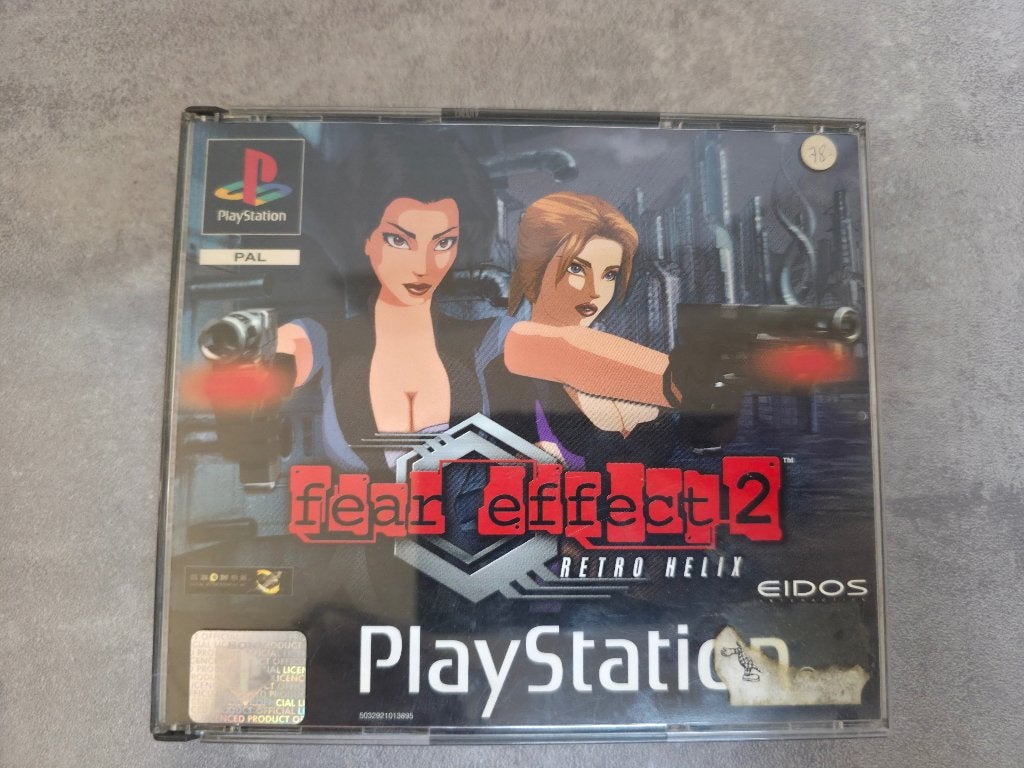 Fear Effect 2 : jeu Retro Helix pour PS1 (PAL), 1 joueur, Envoi, Utilisé, Autres genres