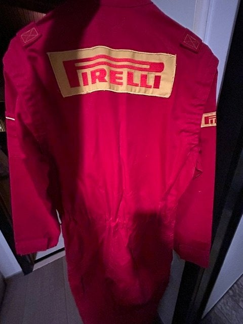 travaillez avec Pirelli partout, Sports & Fitness, Enlèvement ou Envoi, Neuf, Vêtements ou Chaussures