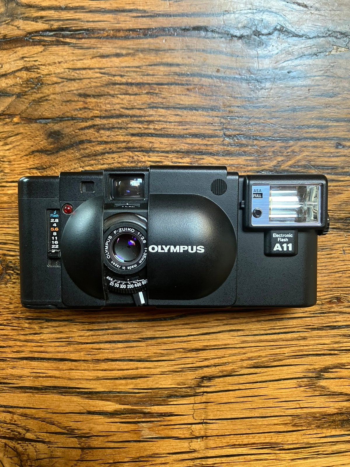 Olympus XA & A11 Flash, Enlèvement ou Envoi, Comme neuf, Olympus