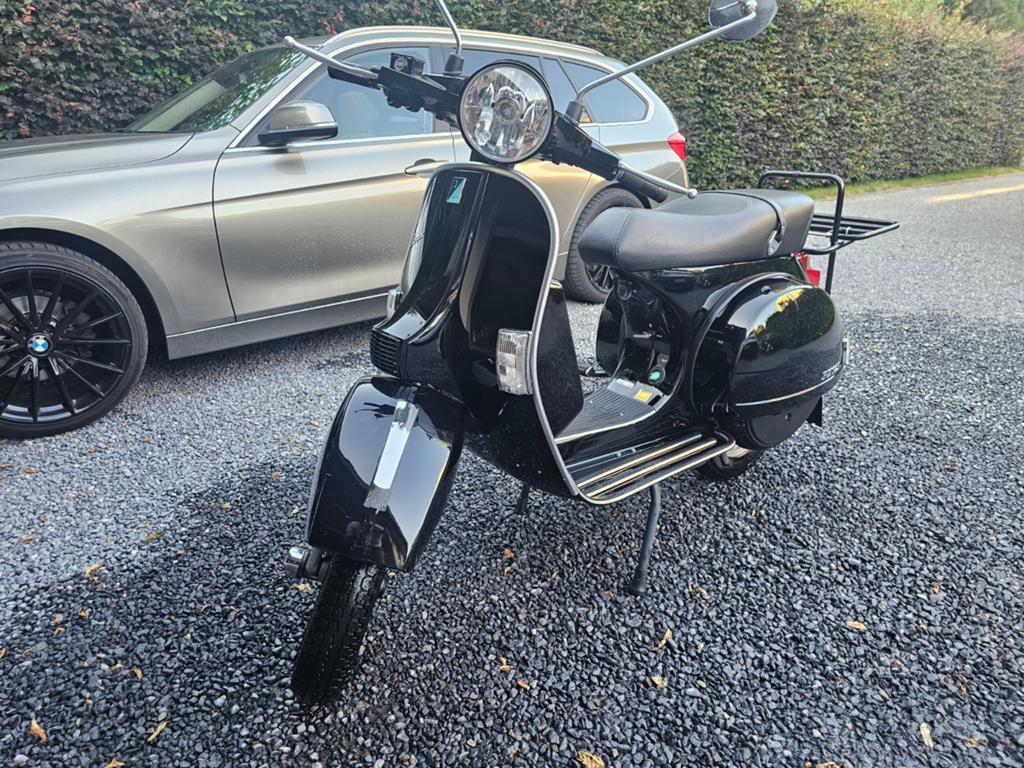 Vespa px125 - 2015, Motoren, Motoren | Piaggio, Particulier, 125 cc, 11 kW of minder, Handgeschakeld