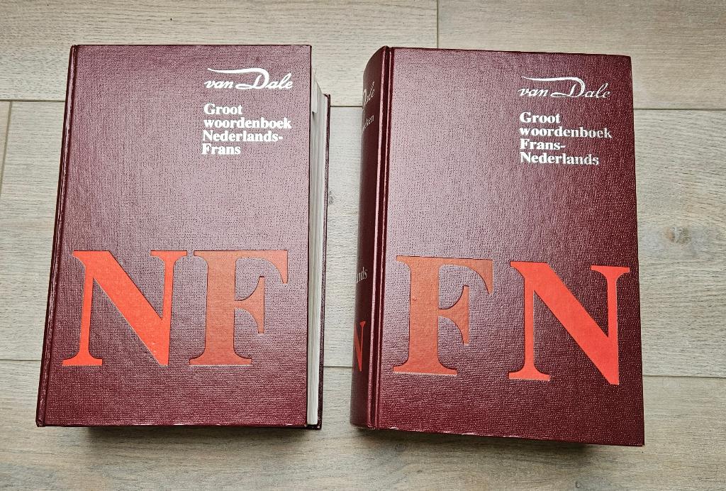 Groot woordenboek Van Dale F-N en N-F, Van Dale, Nederlands, Van Dale, Ophalen