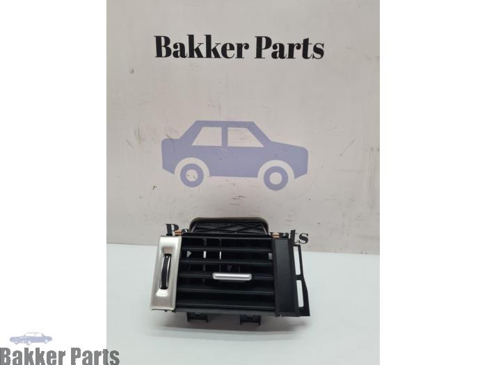 Grille aération tableau de bord d'un Landrover Evoque, Land Rover, -, -, 3 mois de garantie