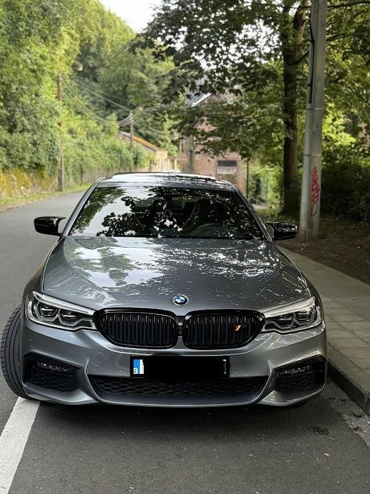 BMW 530e (Plug-in Hybrid) 2019, Auto's, BMW, Automaat, 4 deurs, Berline, Vierwielaandrijving