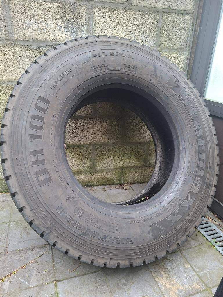 Camion à pneus starmaxx Dh100 tout en acier 315/70R22.5, Enlèvement ou Envoi, Camion