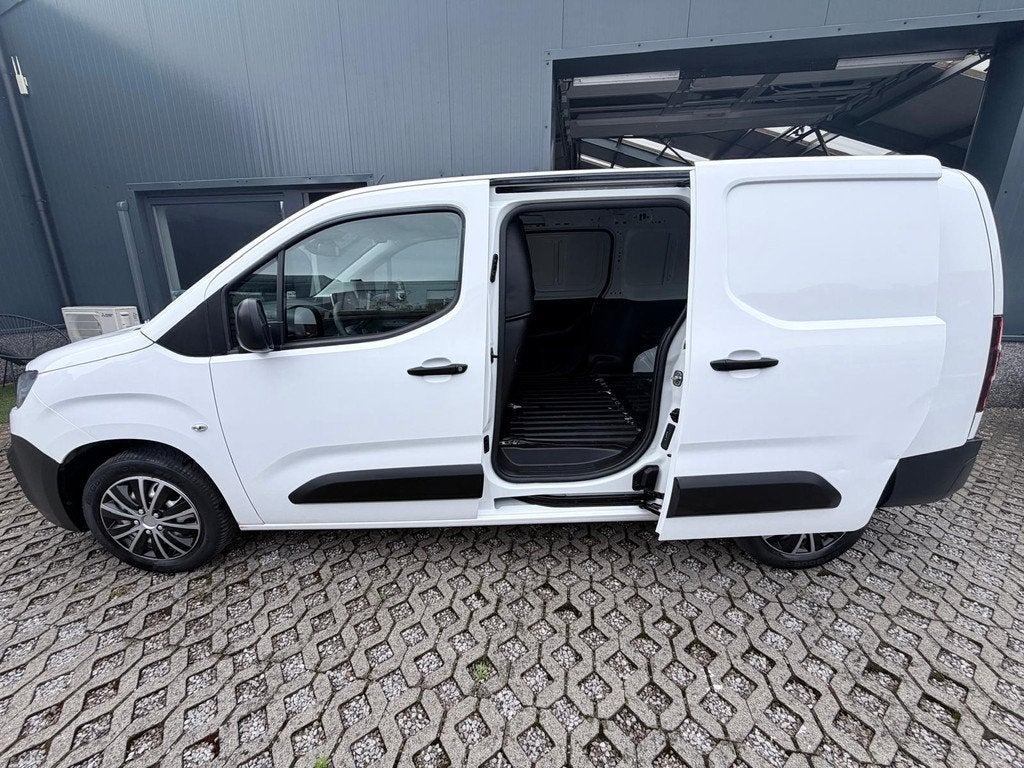 Citroën Berlingo Benzine - Lang chassis - 10661€+btw, Auto's, Voorwielaandrijving, 4 deurs, Stof, Gebruikt