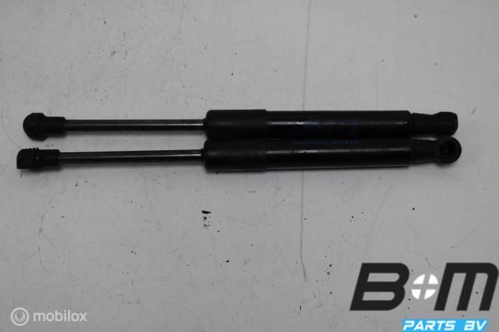Set gasdrukveren achterklep VW Golf 6, Auto-onderdelen, Gebruikt
