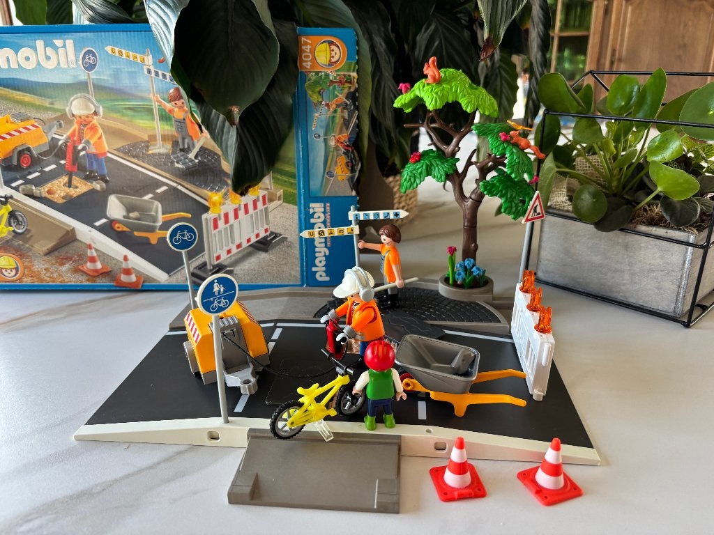 Playmobil 4047 Ouvriers et entretien de route, Comme neuf, City life, Figurines, Kit complet