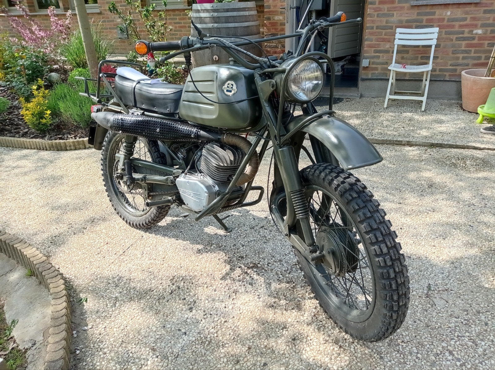 Je recherche des motos/pièces Hercules K 125 BW V1 V2, Motos