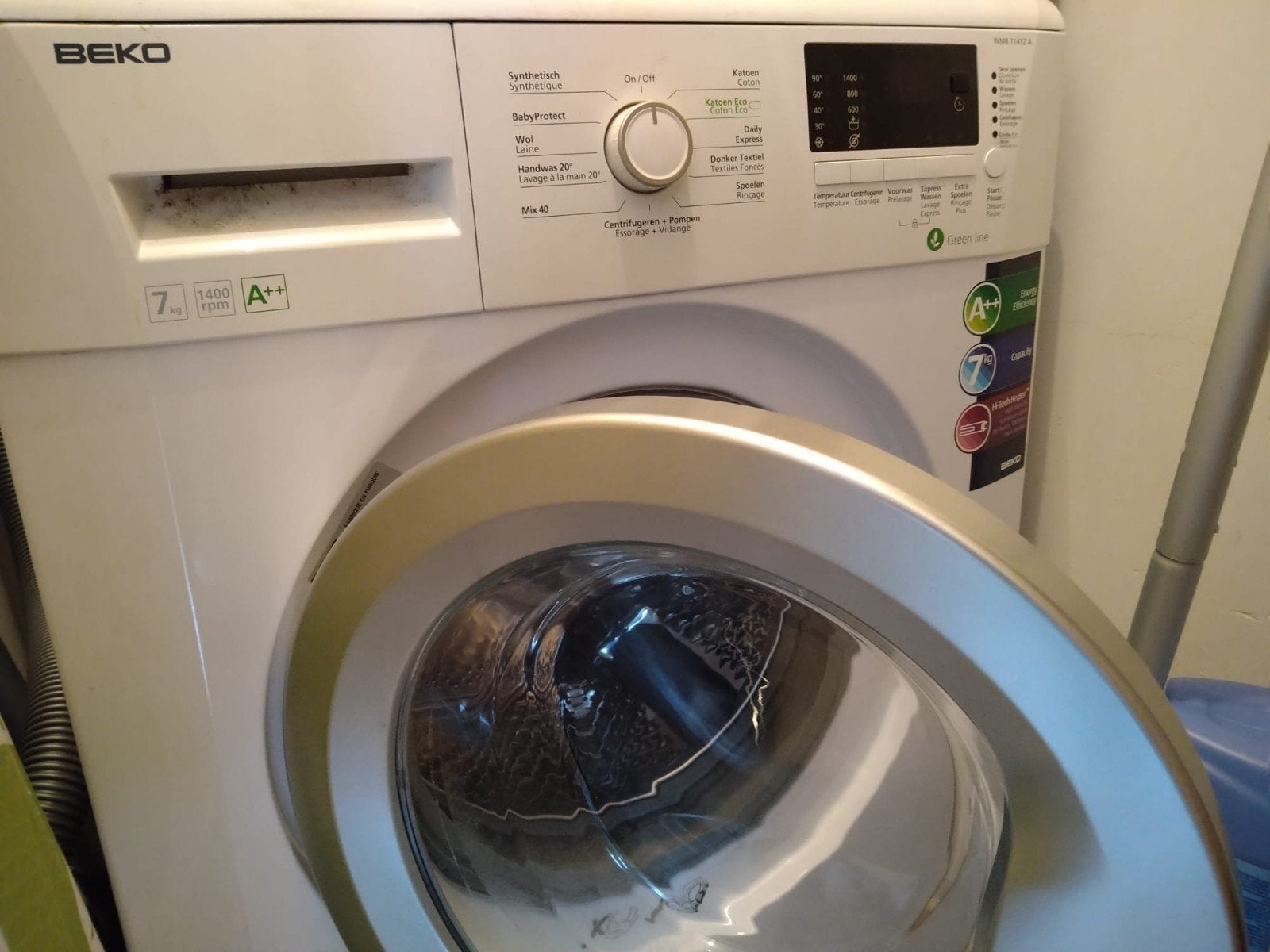 Wasmachine Beco, Ophalen