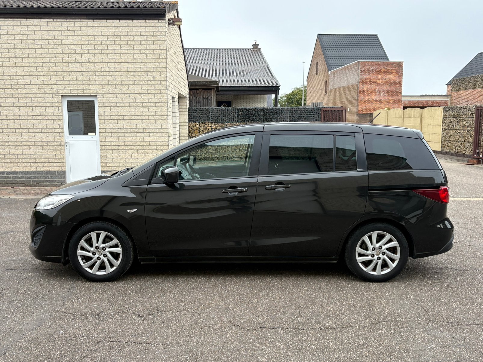 Mazda 5 1.6 Diesel – 7 Zitplaatsen – 12 Maanden Garantie, Auto's, https://public.car-pass.be/vhr/c36469ae-30d8-4548-96bc-0eefcbcd1fa1