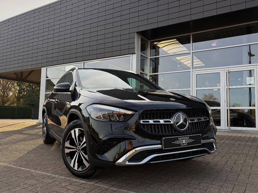 GLA 180, Auto's, Stof, Parkeersensor, Zwart, Bedrijf