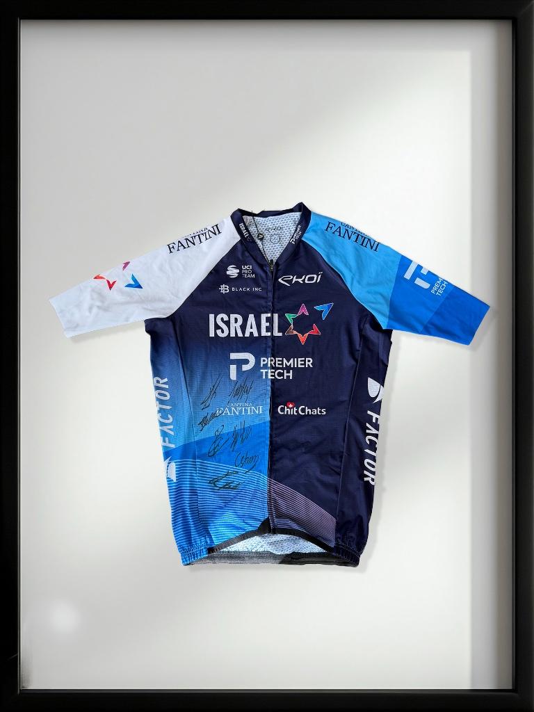 Handgesigneerd wielertruitje Israel Premier Tech, Verzamelen, Ophalen, Nieuw, Shirt