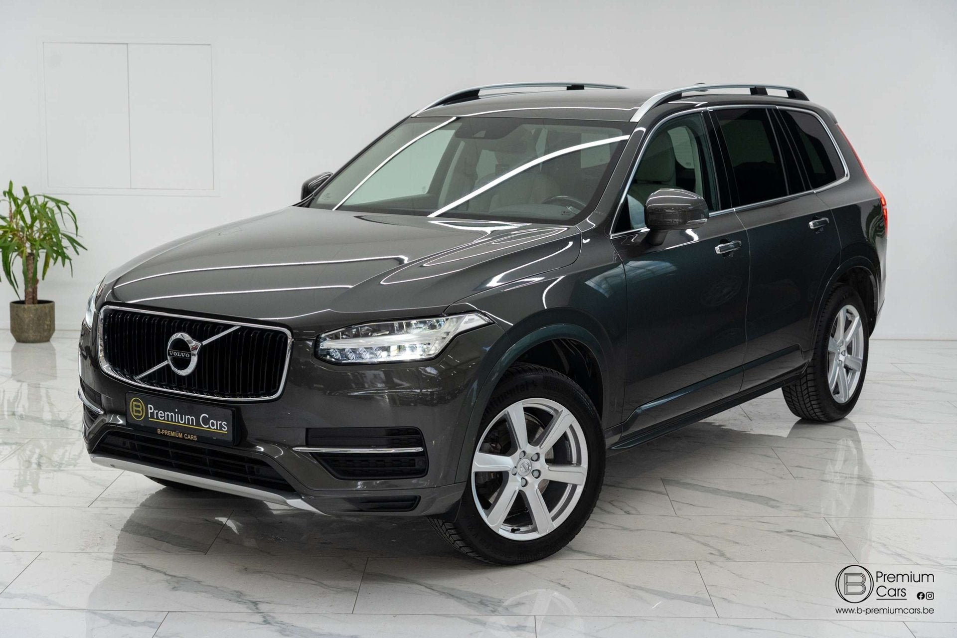 Volvo XC90 T5 awd Momentum! ACC! Lichte vracht / Utilitaire!, Auto's, Volvo, Dealer onderhouden, Gebruikt, Euro 6, 4 cilinders