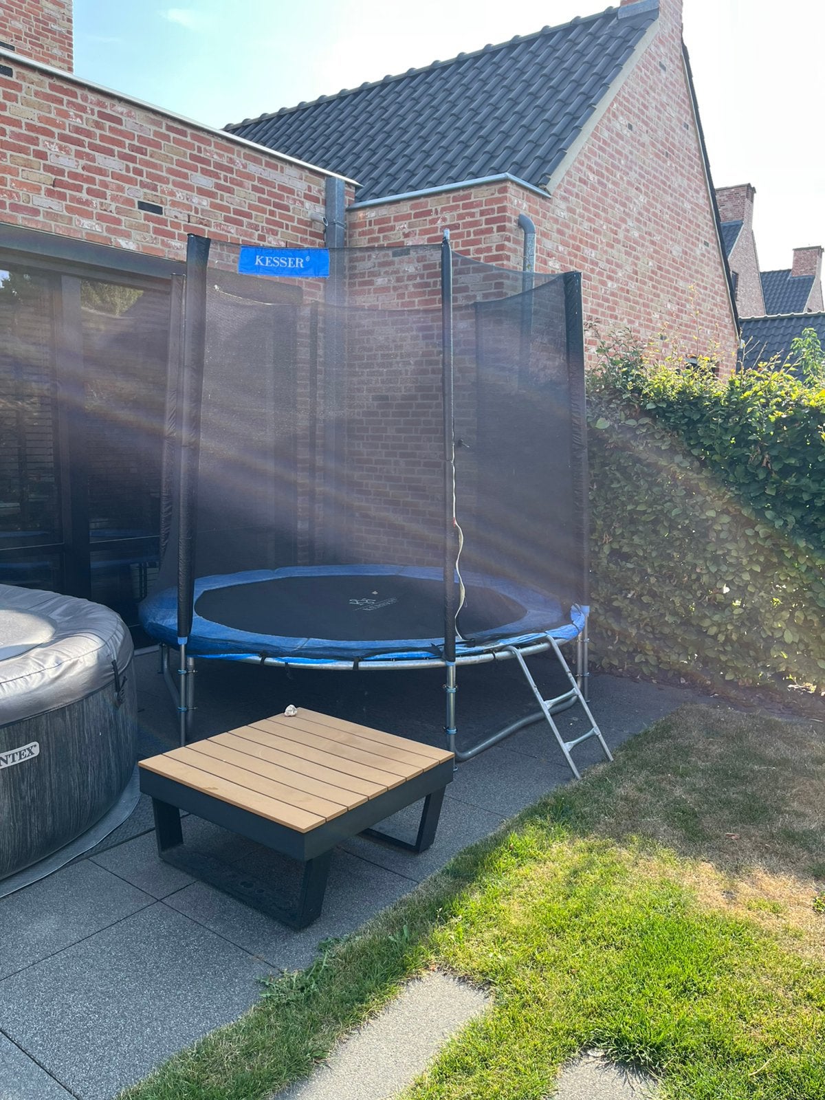 Trampoline Kesser, Ophalen, Gebruikt