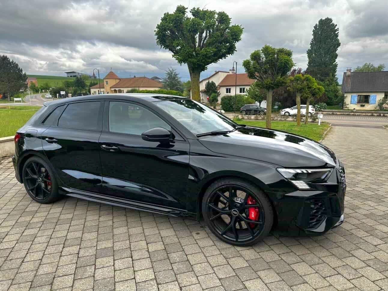 MAGNIFIQUE AUDI RS3 SPORTBACK 400CH ÉCHANGE OU VENTE, Autos, Achat, RS3, Carnet d'entretien, Particulier