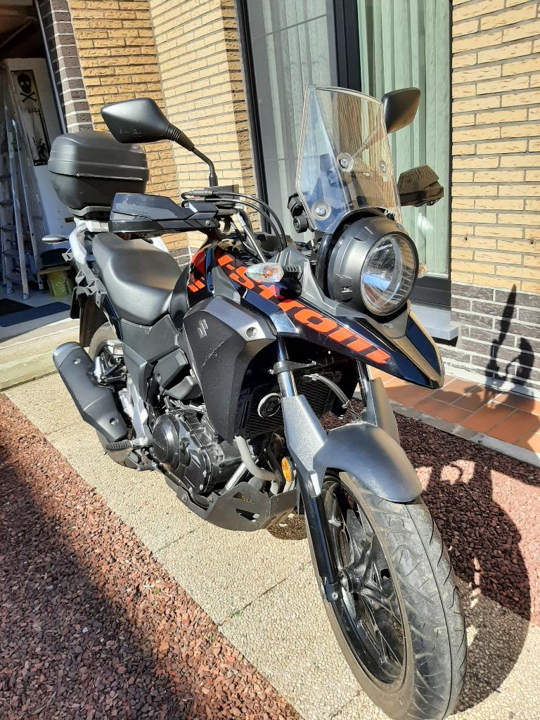 Suzuki dl 250 v-strom, Motos, Motos | Suzuki, Particulier, Tourisme, 12 à 35 kW, 2 cylindres, ABS, Manuelle, Occasion, Occasion