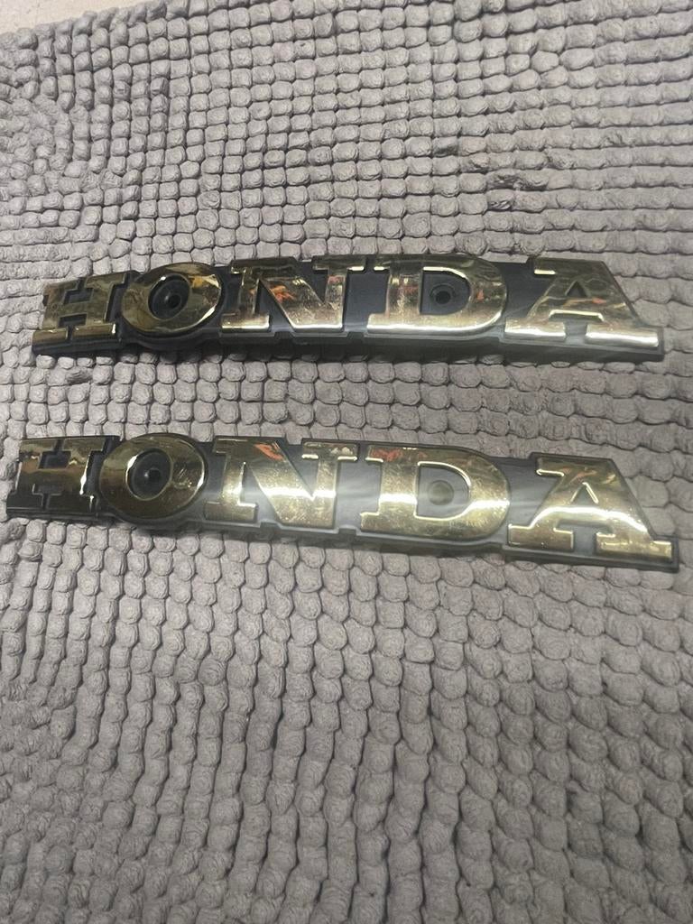 Paire de logo emblème Honda, Enlèvement