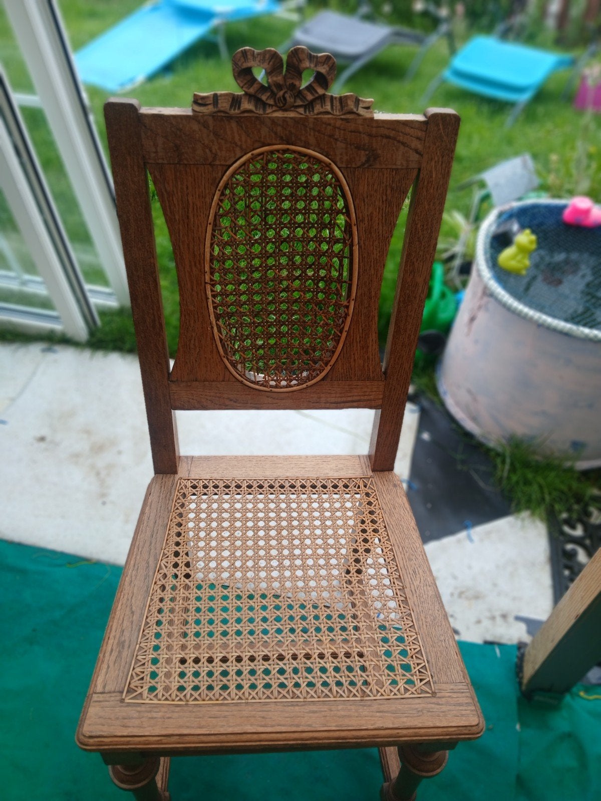 Chaise tres ancienne