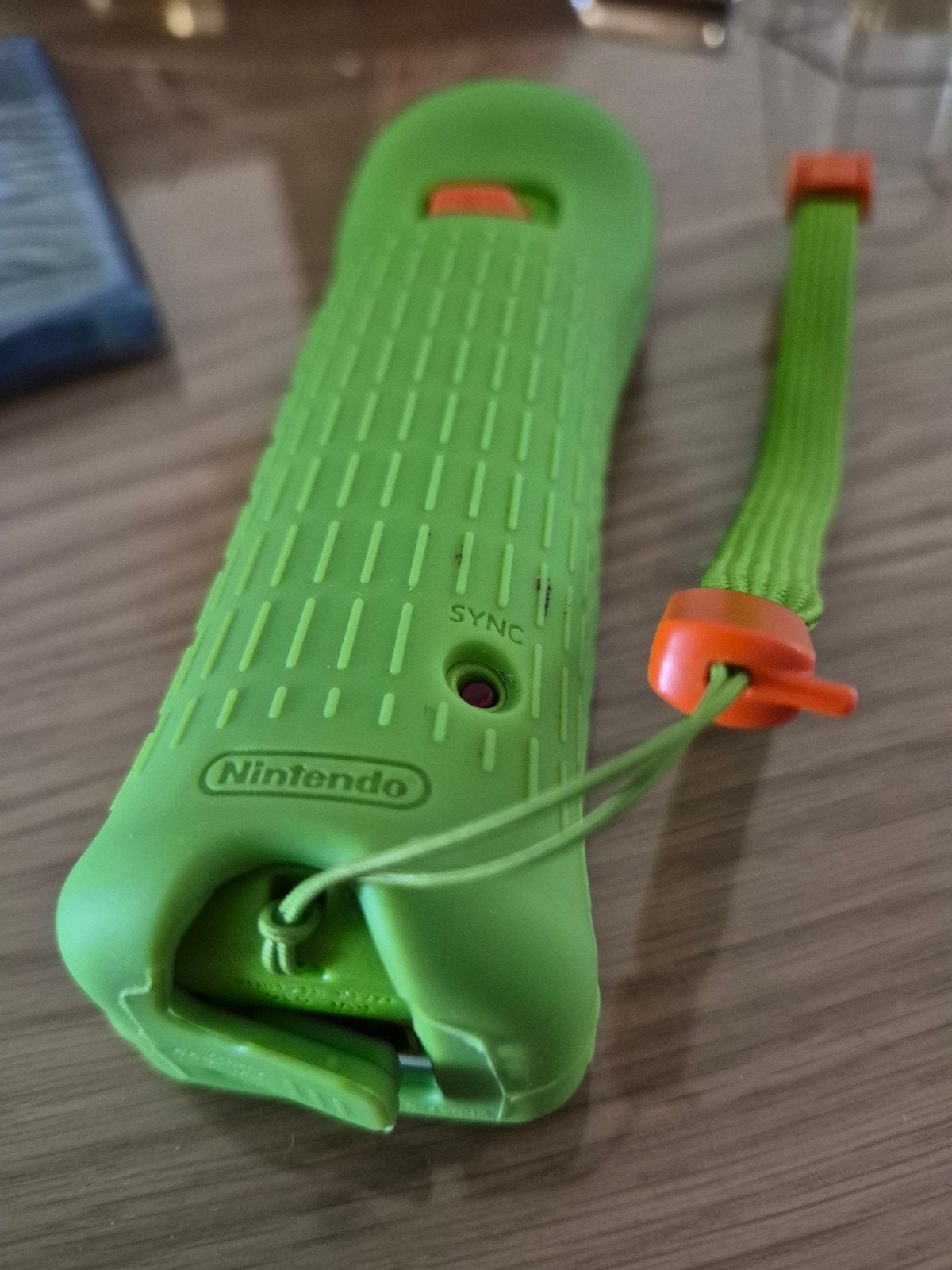 Nintendo Yoshi Wii motion controller, Games en Spelcomputers, Ophalen of Verzenden, Zo goed als nieuw, Wii, Wii-mote of Nunchuck