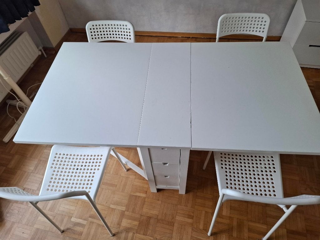 tafel met stoelen, Ophalen, Gebruikt
