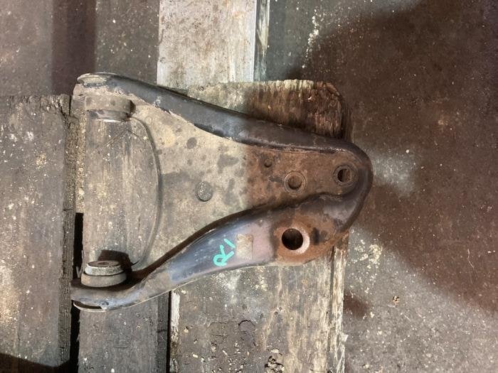 Bras de suspension avant droit d'un Renault Twingo, Renault, -, 3 mois de garantie, Utilisé
