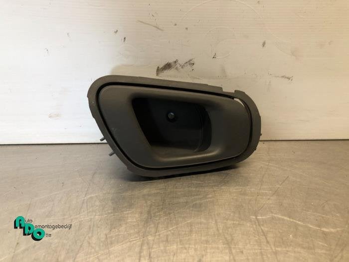 Poignée portière 4portes avant droite d'un Chevrolet Spark, -, 3 mois de garantie, Utilisé, -