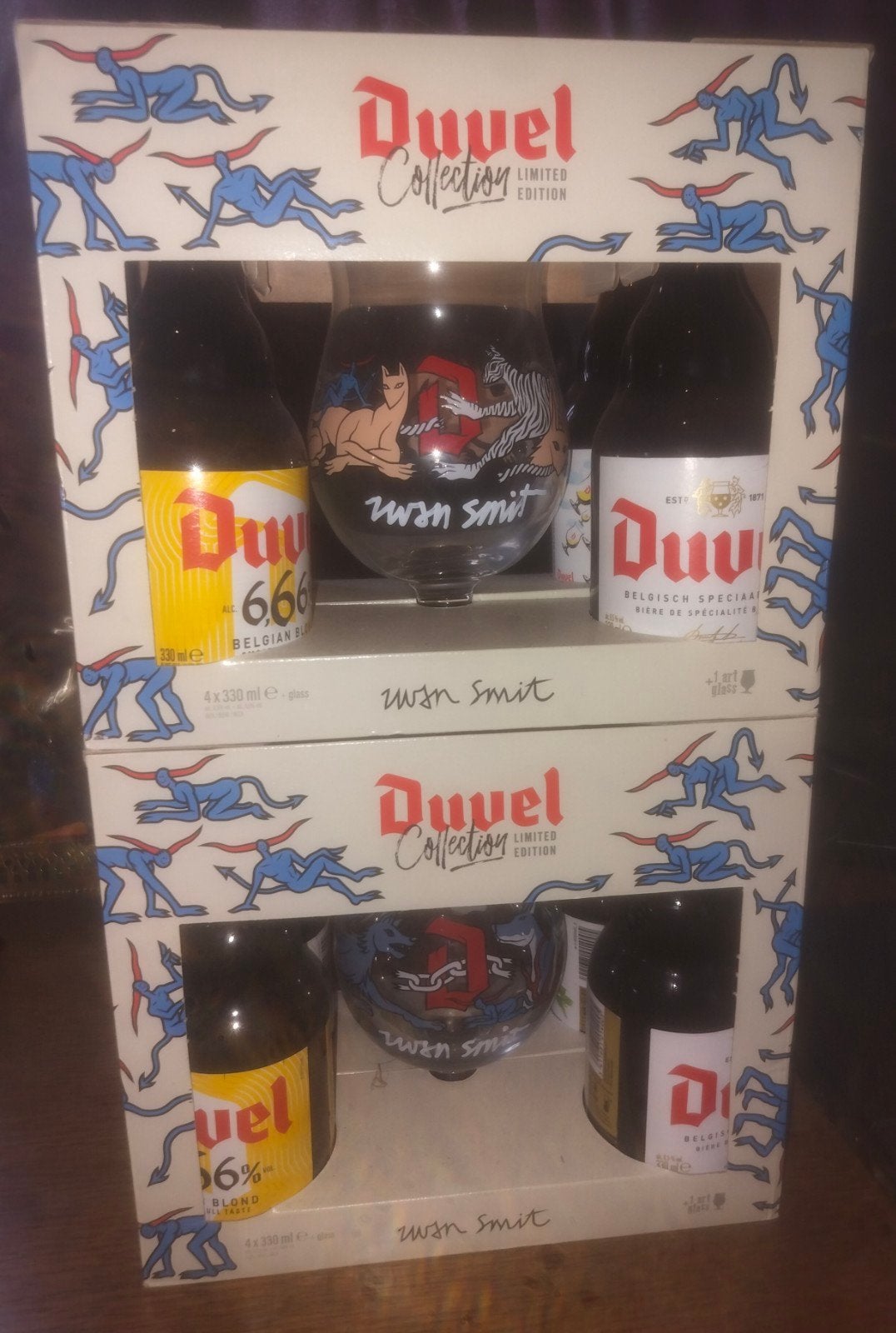 DUVEL, 2 GESIGNEERDE boxen van Iwan Smit, KAT & HOND, Ophalen of Verzenden, Zo goed als nieuw, Duvel