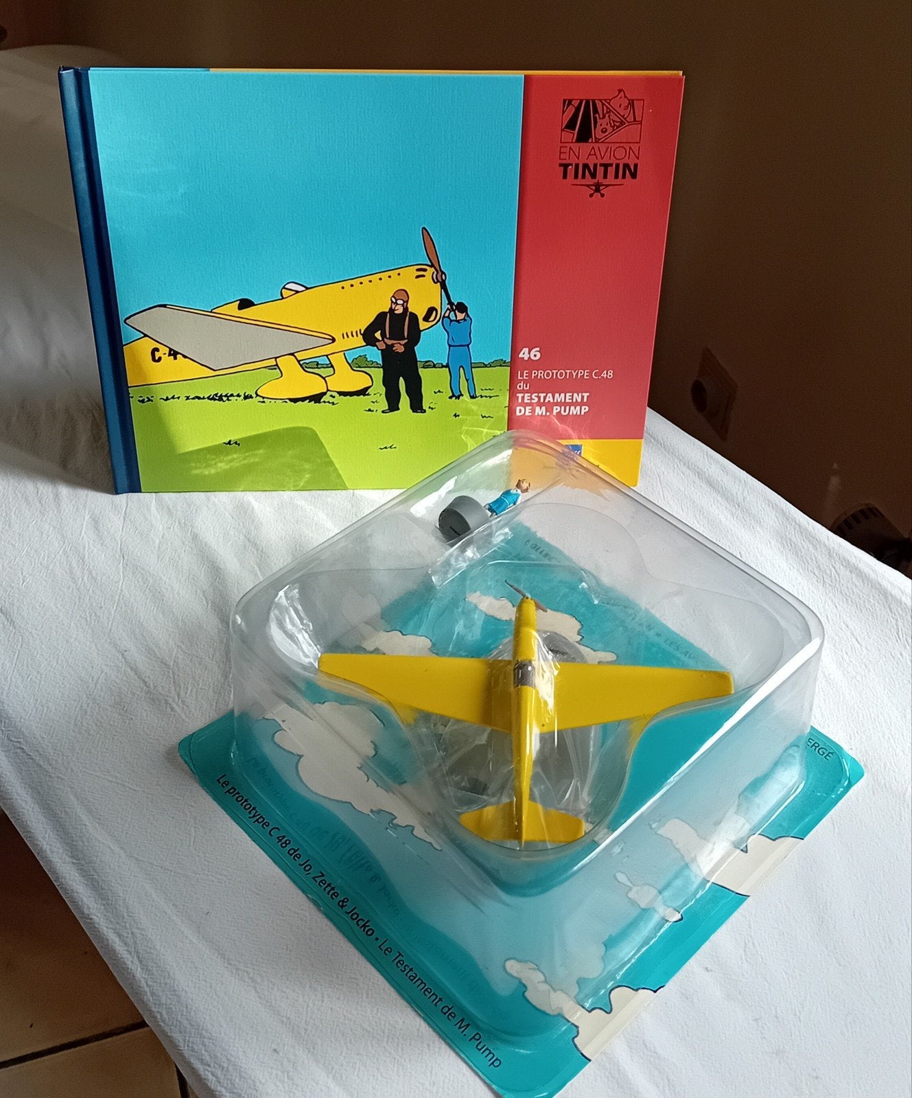 Avion Tintin N46- L'Avion prototype C48, Enlèvement ou Envoi, Tintin, Comme neuf, Statue ou Figurine