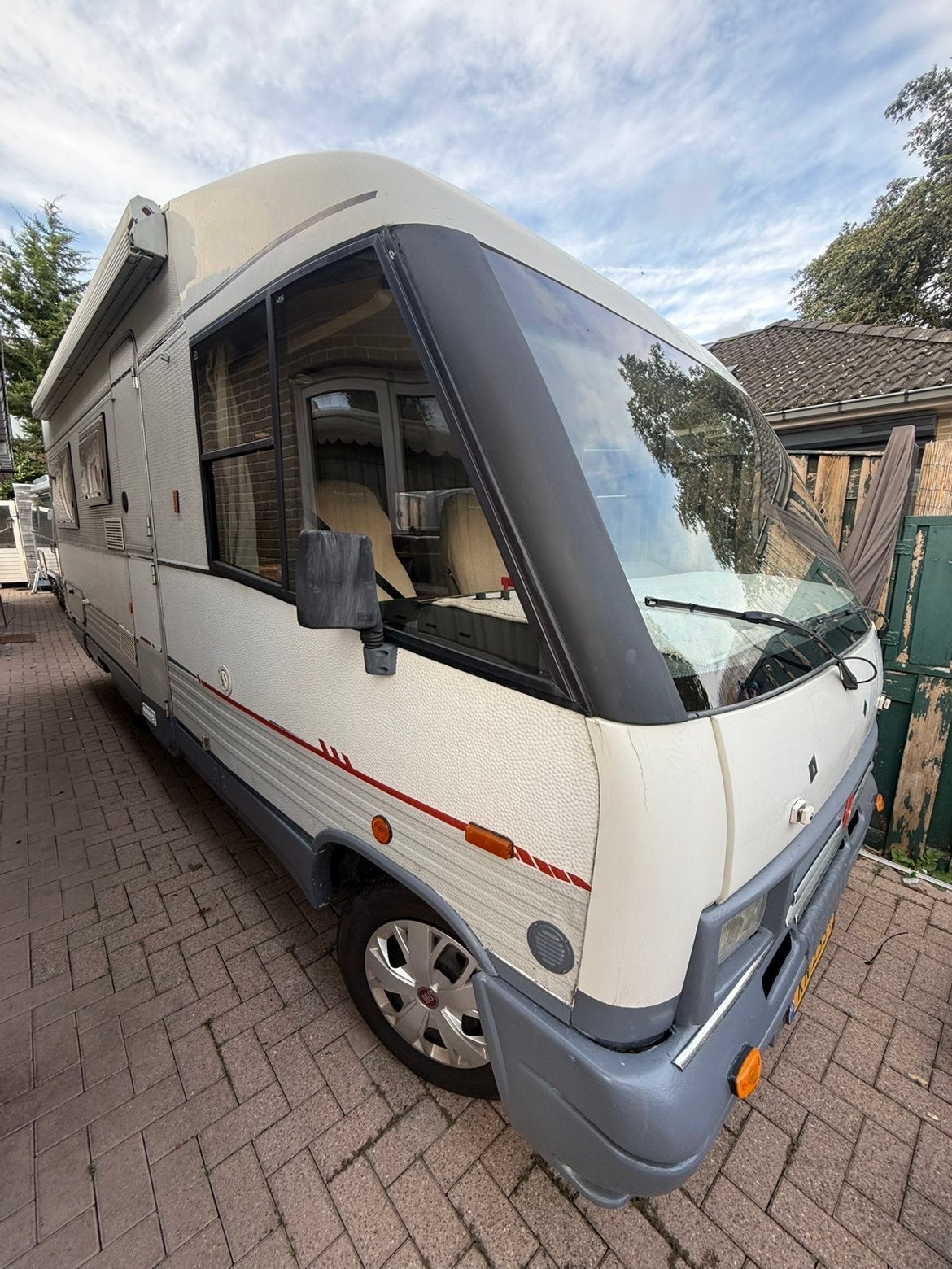 Nette Fiat camper globbertrotter, Integraal, Ringverwarming, Fiat, 6 tot 7 meter