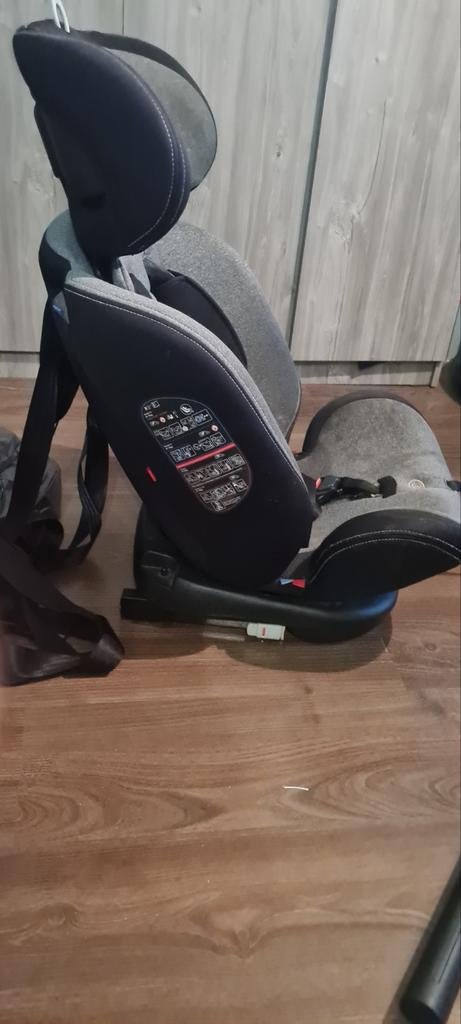 siège de voiture, Enlèvement, Utilisé, Ceinture de sécurité ou Isofix