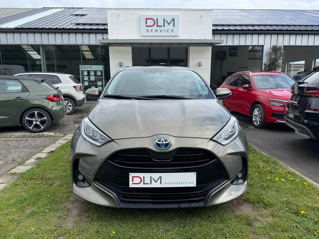 Toyota Yaris Iconic 1.5 hybride état neuf 28.000 km 11/23, Autos, Argent ou Gris, Euro 6, Entreprise, Garantie prolongée