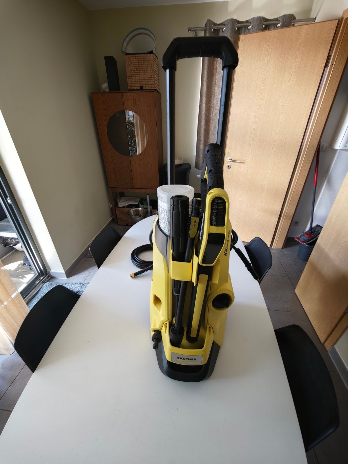 Karcher k4 power control