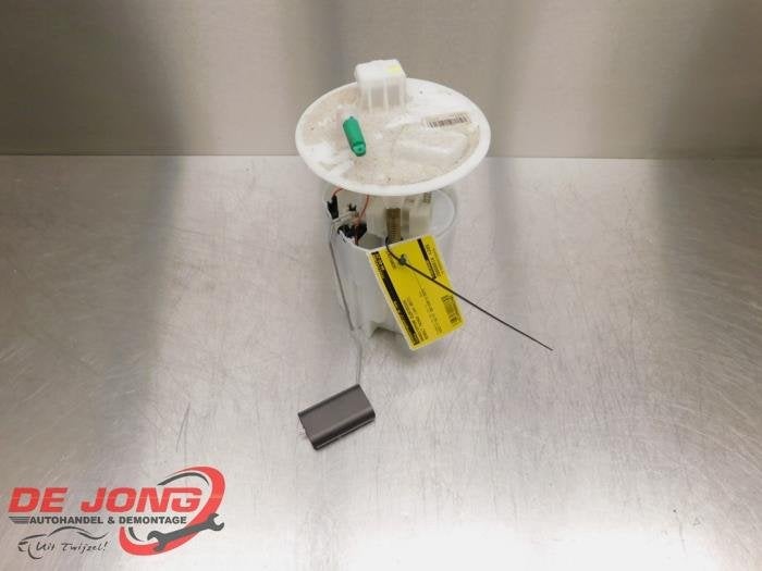 Pompe carburant électrique d'un Renault Twingo, Renault, -, 3 mois de garantie, Utilisé