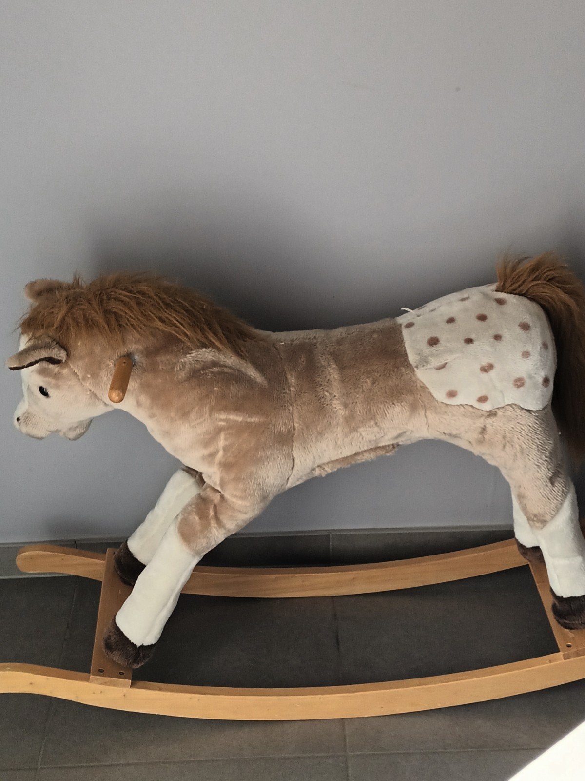 schommelpaard in goede staat te koop voor 10euro., Ophalen