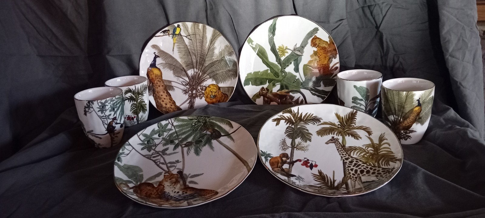 assiettes et tasses à petit-déjeuner, Maison & Meubles, Enlèvement ou Envoi