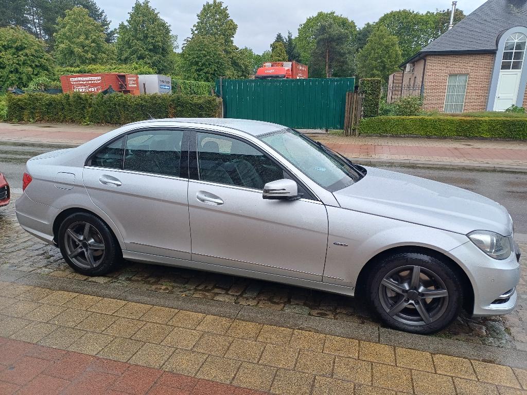Mercedes C180 diesel 2011, Auto's, Automaat, Achterwielaandrijving, 4 cilinders, Automatische klimaatregeling