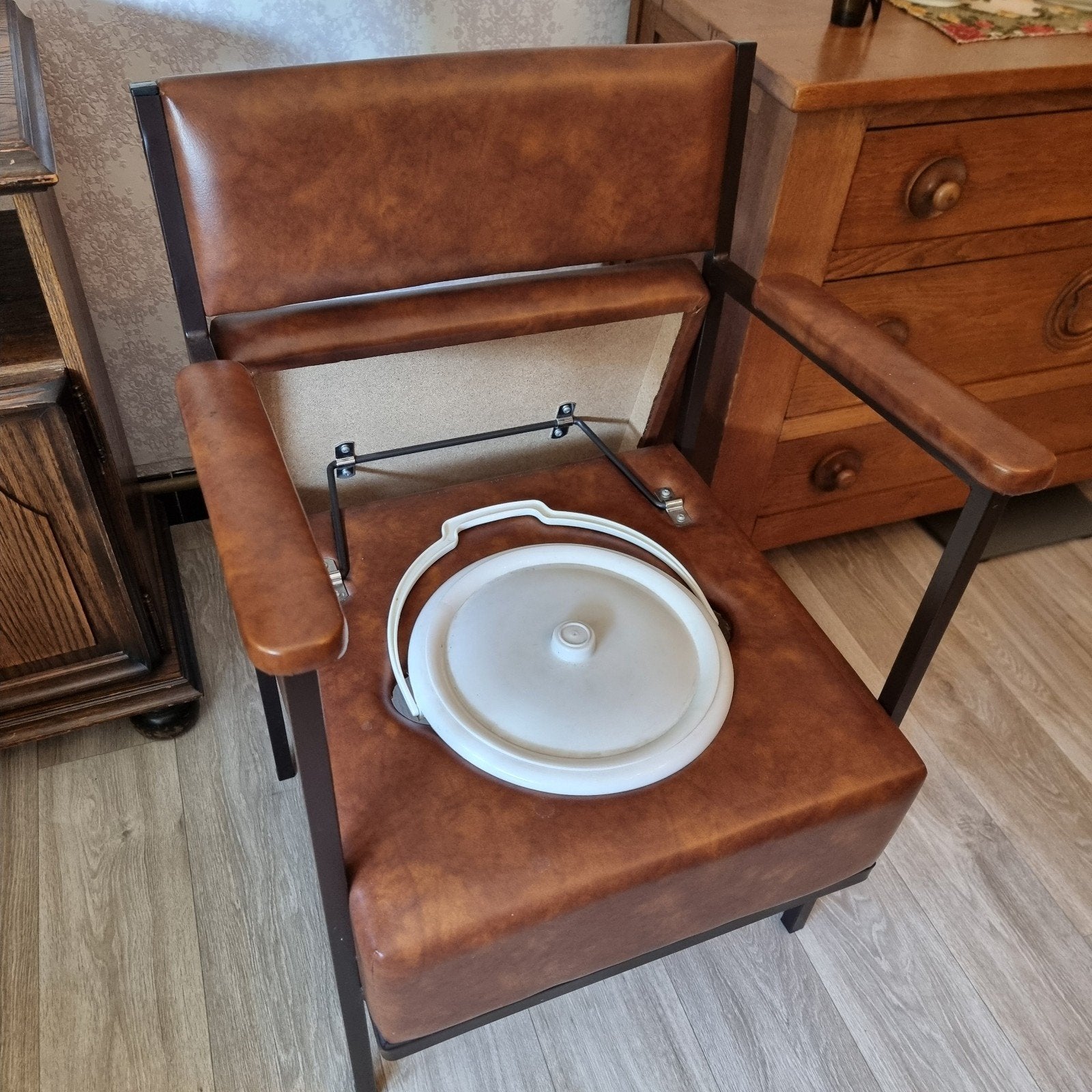 Toiletstoel, Diversen, Ophalen, Zo goed als nieuw